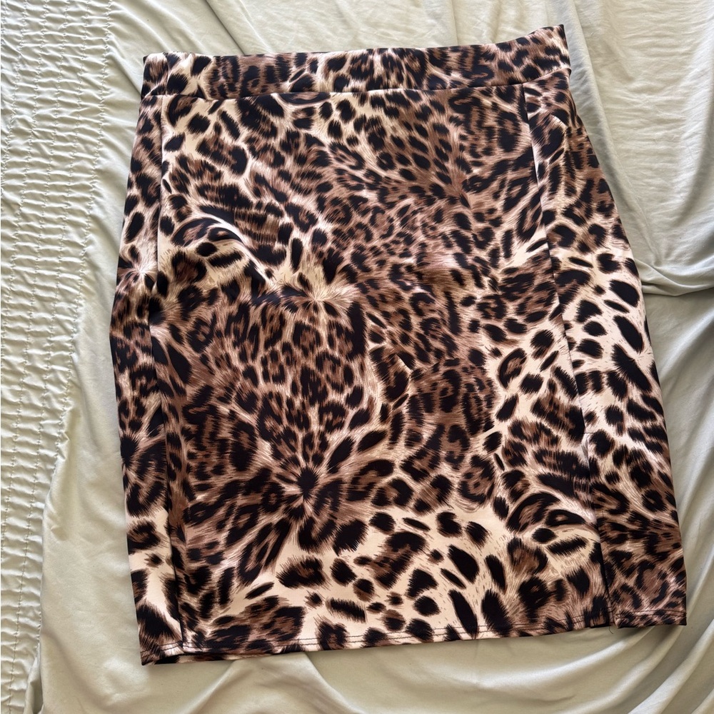 Hybrid & company Leopard-Print Pencil Skirt in Brown and Black